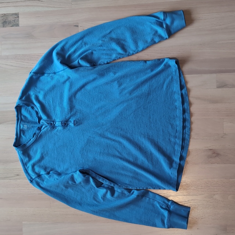 Gap 2016 Mens Large Blue Streak Long Sleeve Henley super soft!